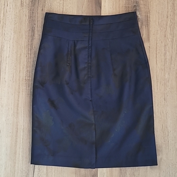 H&M Satin Floral High Waisted Pencil Skirt Navy Blue Black 6 - Picture 3 of 4